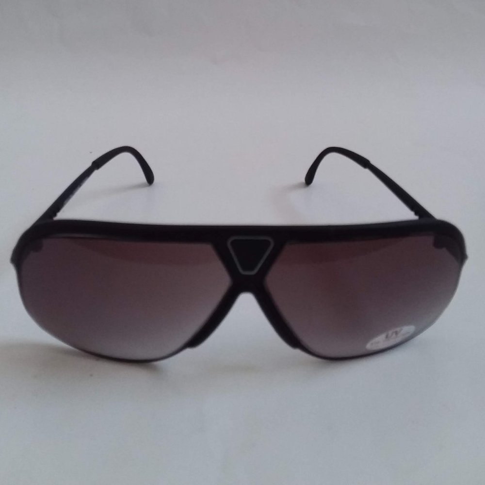 NWT True Vintage Sports Navigator gradient smoke lens sunglasses